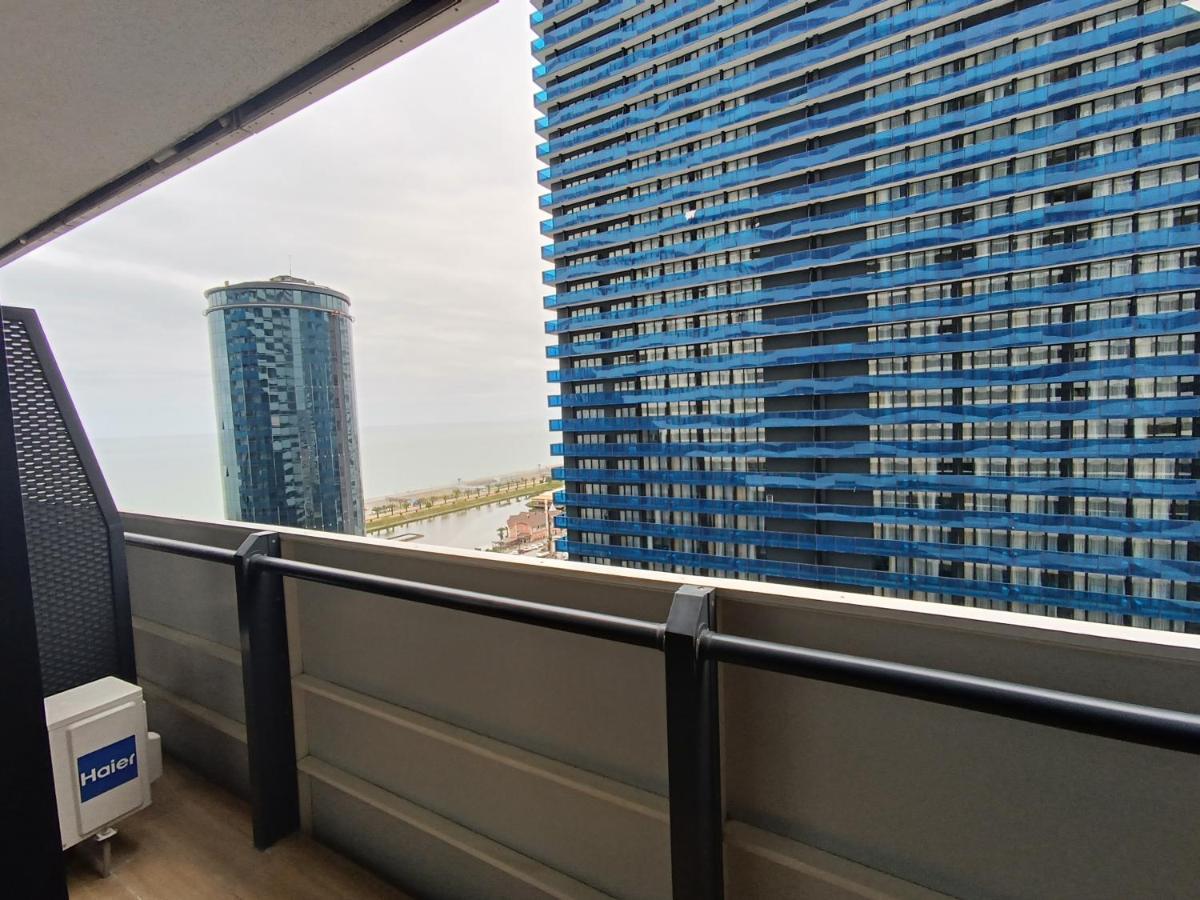 Orbi City Aparthotel Batumi Exterior photo